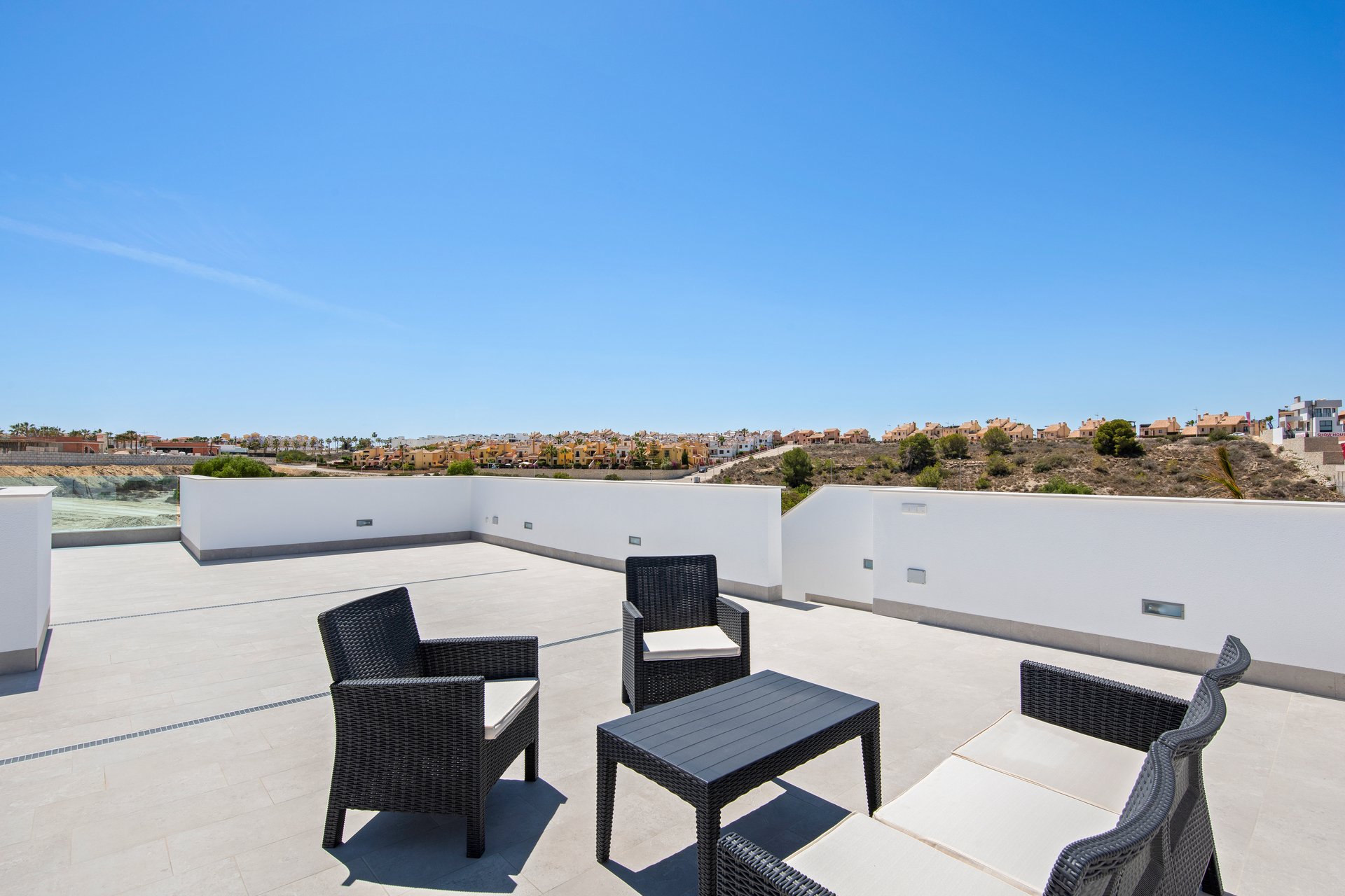 Neue Gebäude - detached -
La Finca Golf