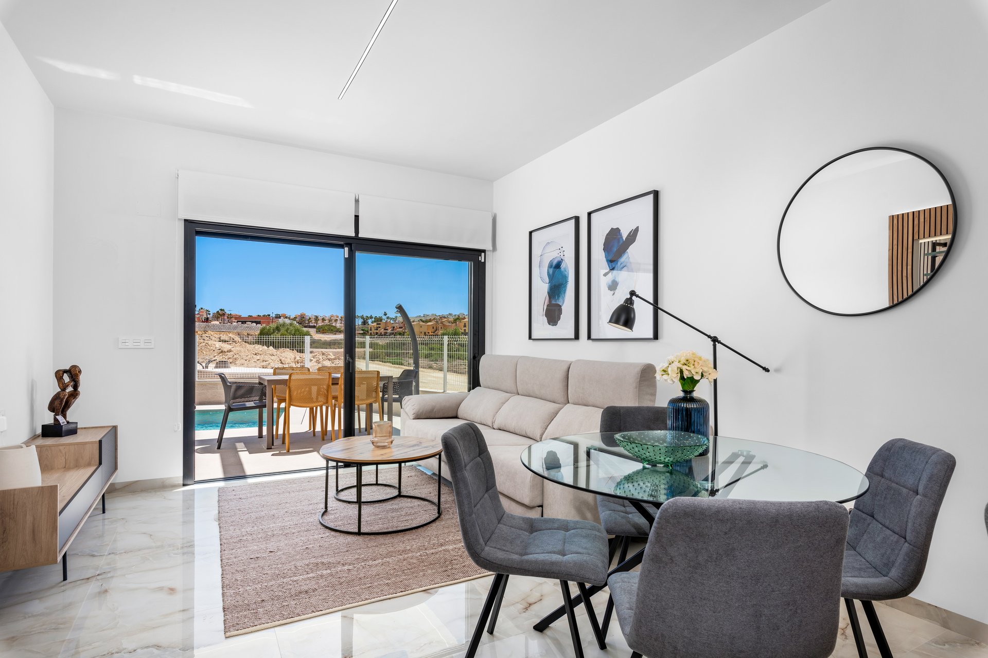 Neue Gebäude - detached -
La Finca Golf