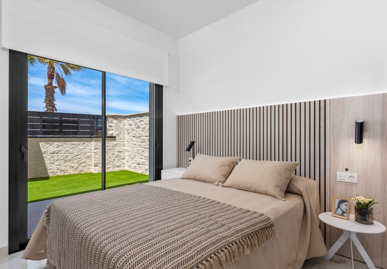 Neue Gebäude - detached -
La Finca Golf