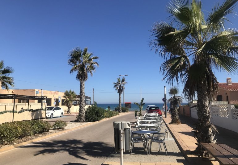 Neue Gebäude - detached -
La Mata