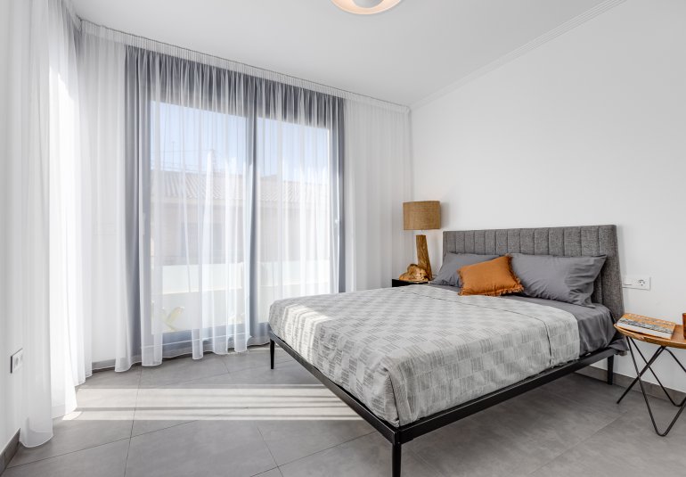 Neue Gebäude - detached -
La Mata