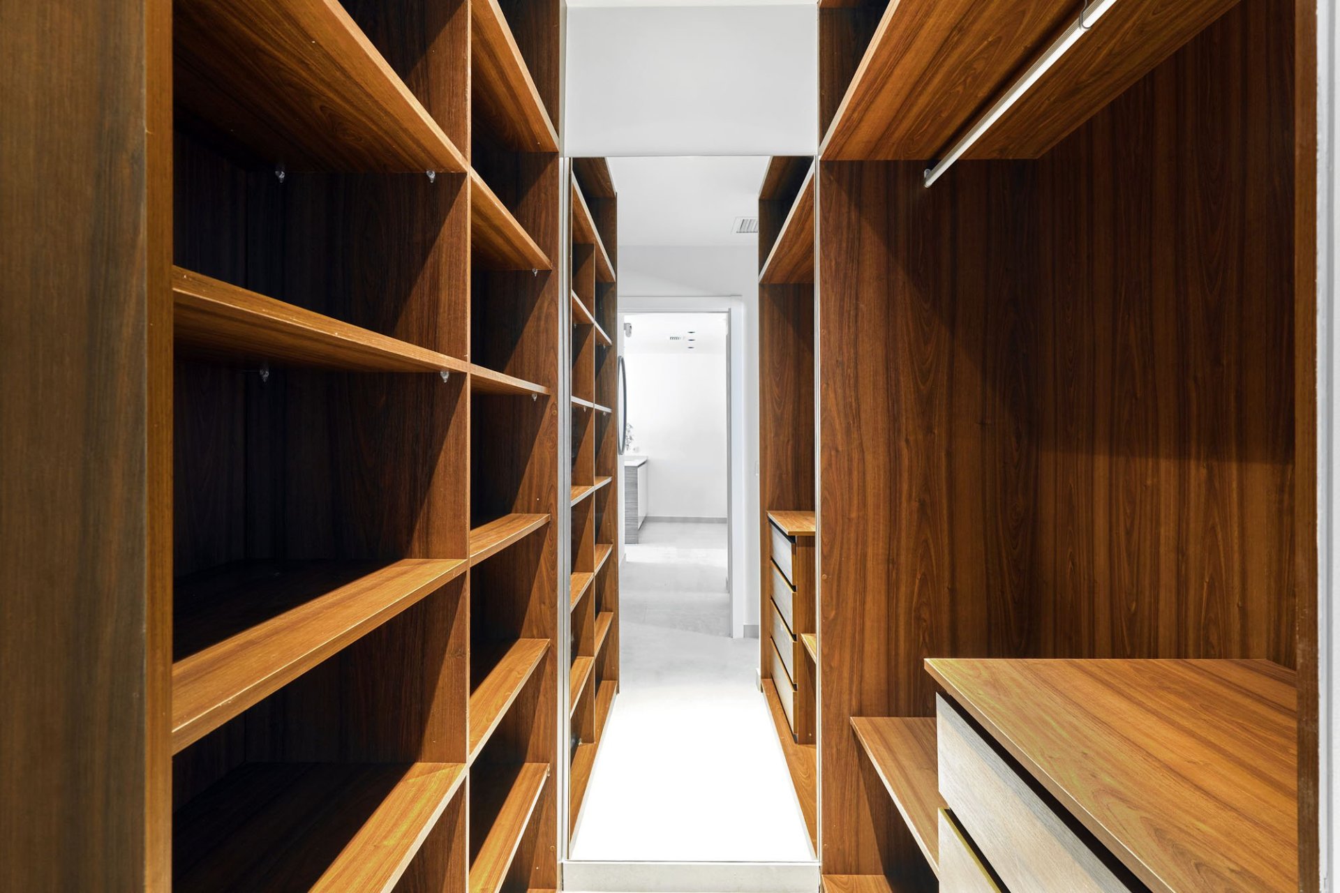 Neue Gebäude - high-bungalow -
Torrevieja