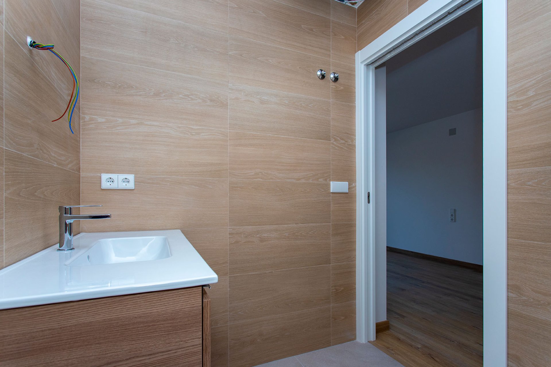 Neue Gebäude - low-bungalow -
La Canalosa