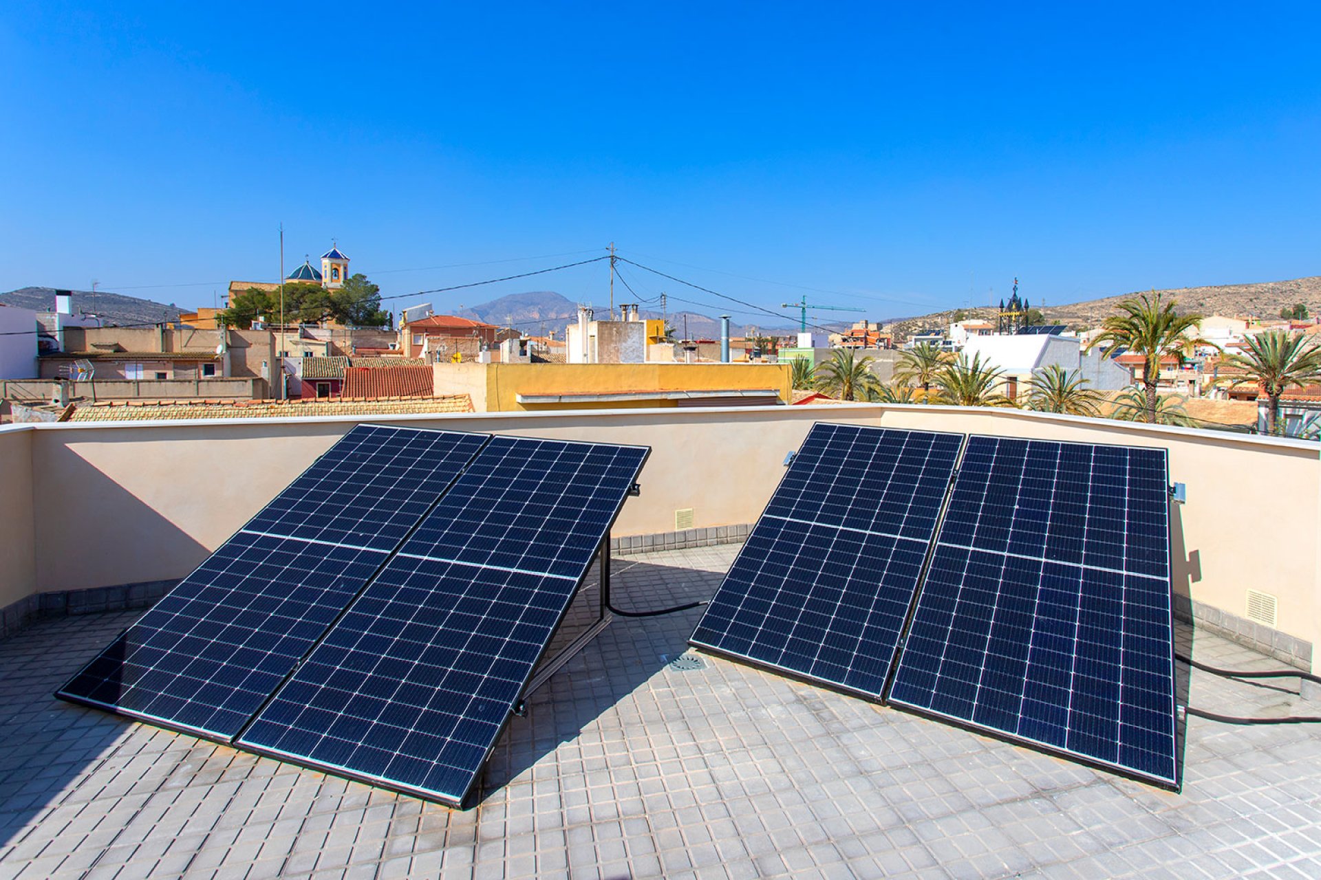 Neue Gebäude - Penthouse -
Hondón de las Nieves