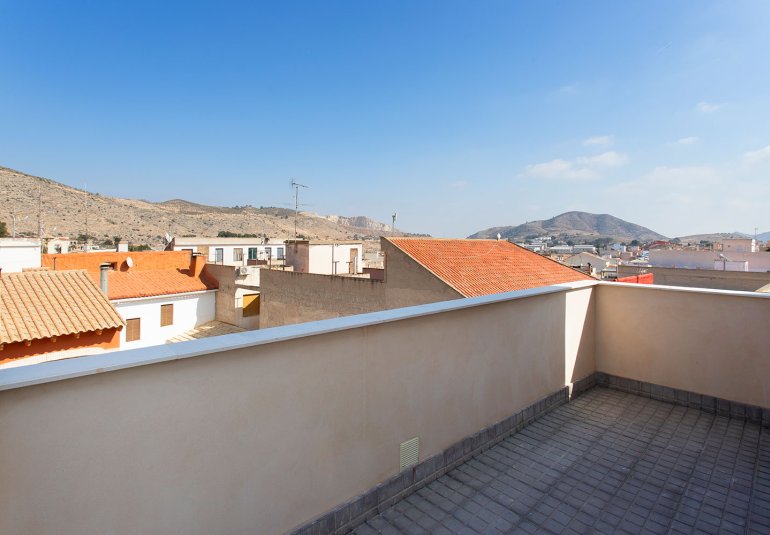 Neue Gebäude - Penthouse -
Hondón de las Nieves