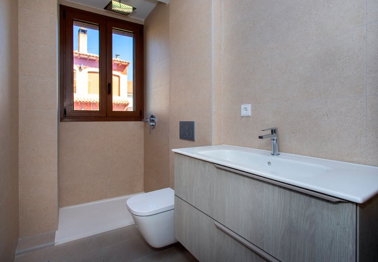 Neue Gebäude - Penthouse -
Hondón de las Nieves