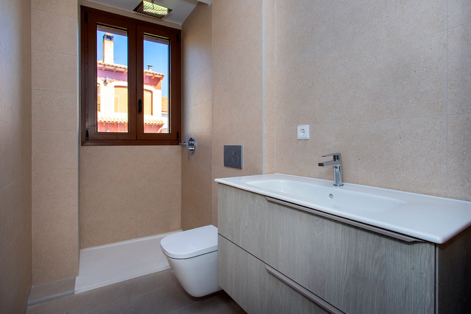 Neue Gebäude - Penthouse -
Hondón de las Nieves