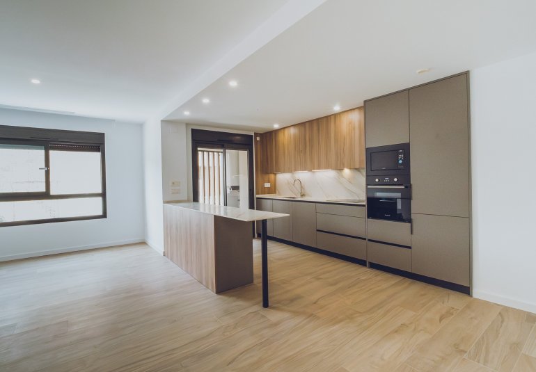 Neue Gebäude - Penthouse -
Redován