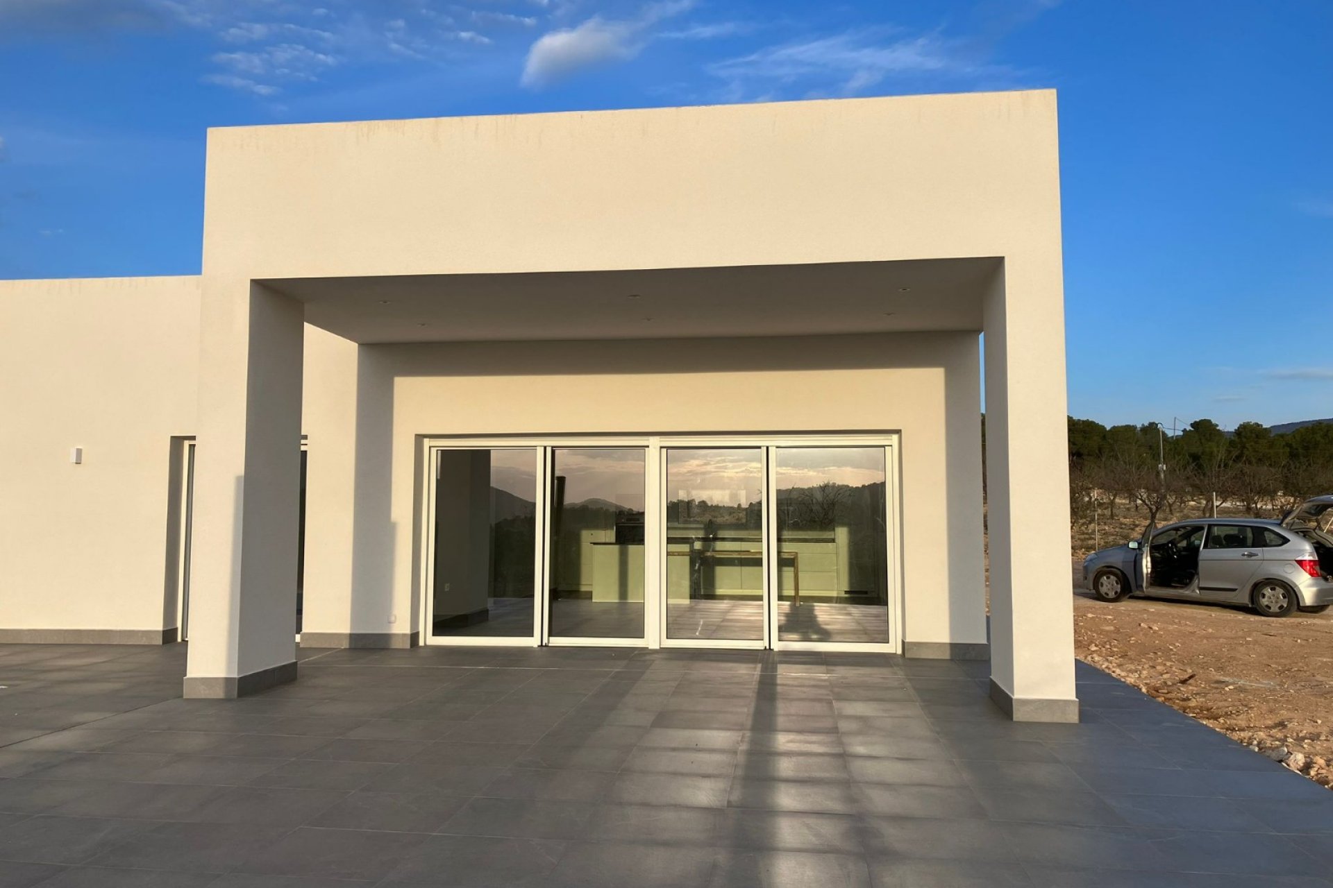 Neue Gebäude - Stadthaus -
Pinoso