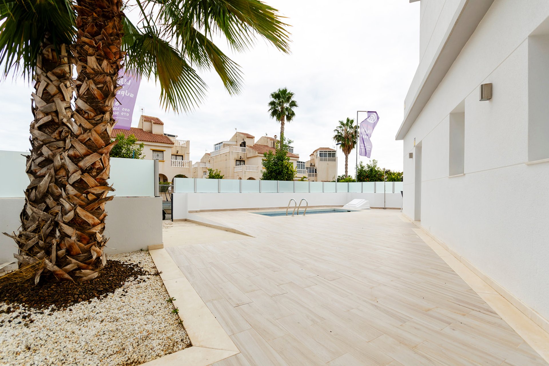 Neue Gebäude - Stadthaus -
Torrevieja