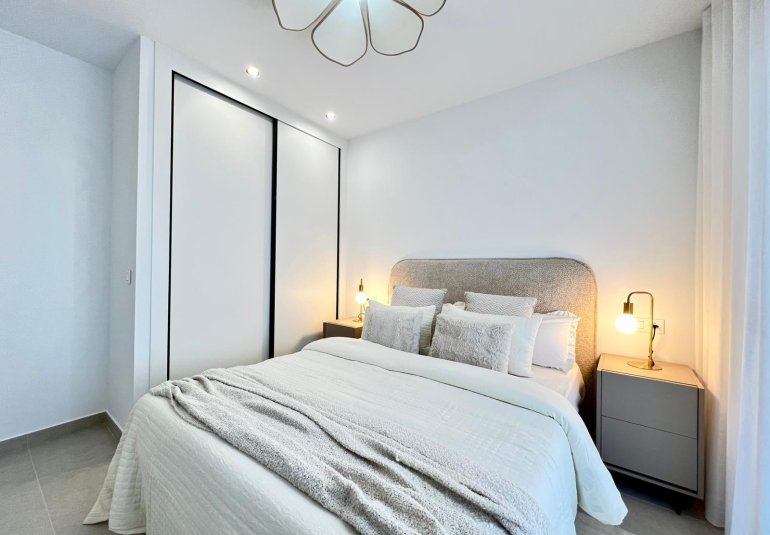 Neue Gebäude - terraced -
Benferri