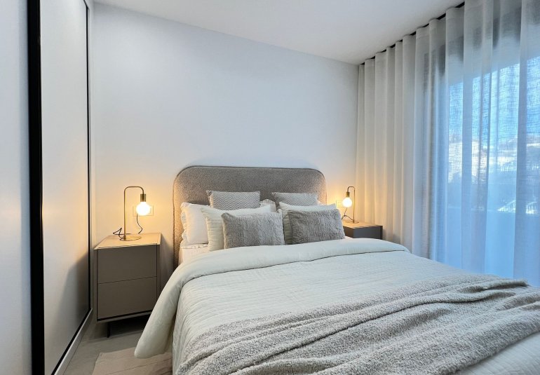 Neue Gebäude - terraced -
Benferri