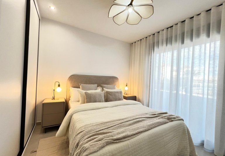 Neue Gebäude - terraced -
Benferri