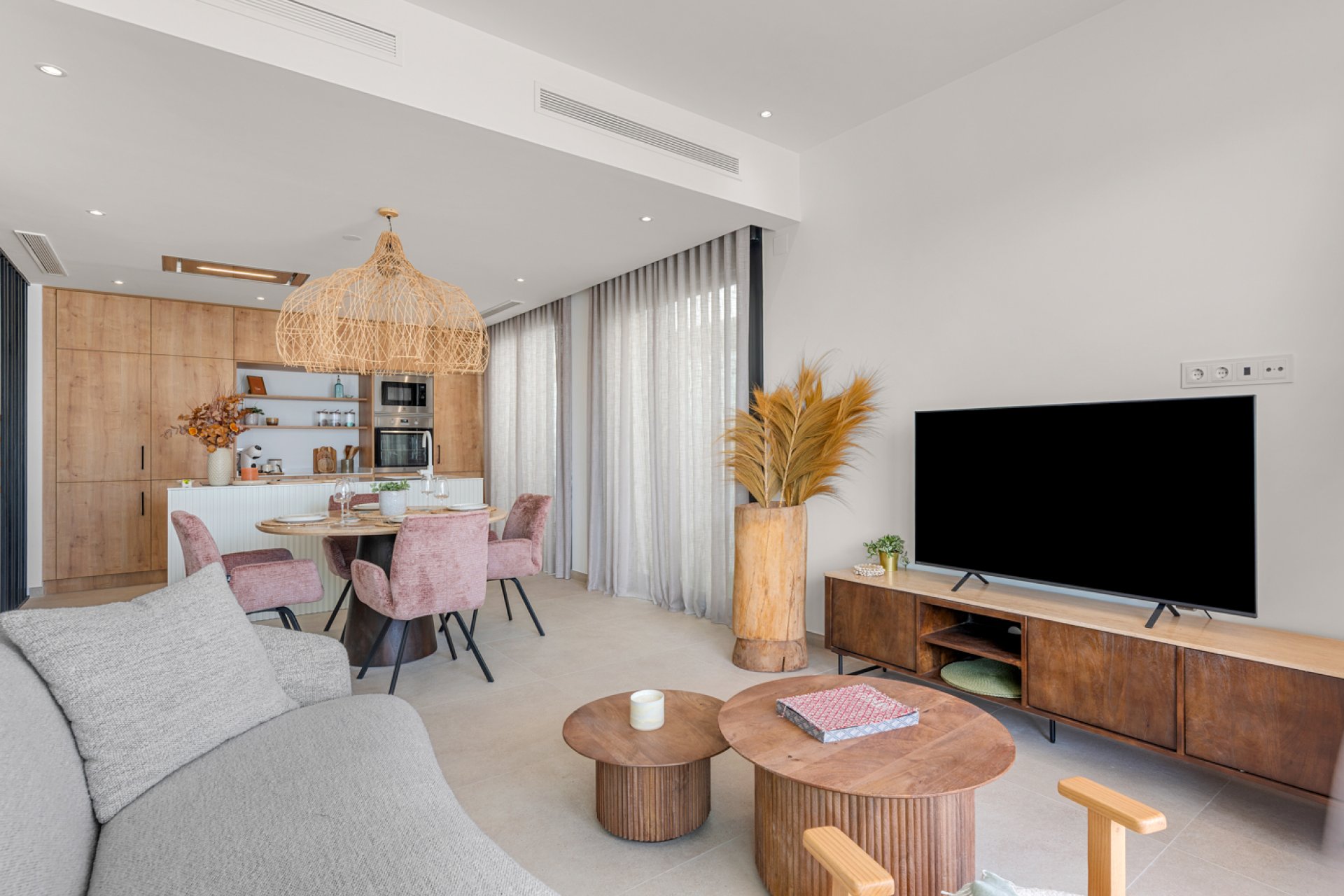 Neue Gebäude - terraced -
Dolores