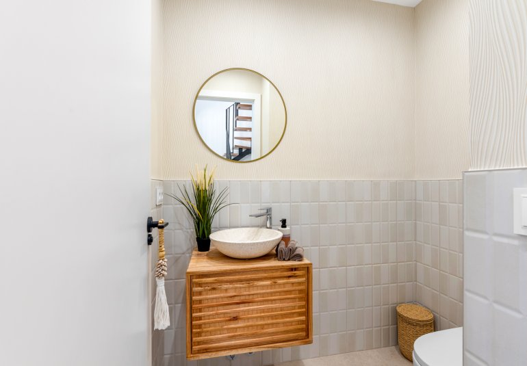 Neue Gebäude - terraced -
Dolores