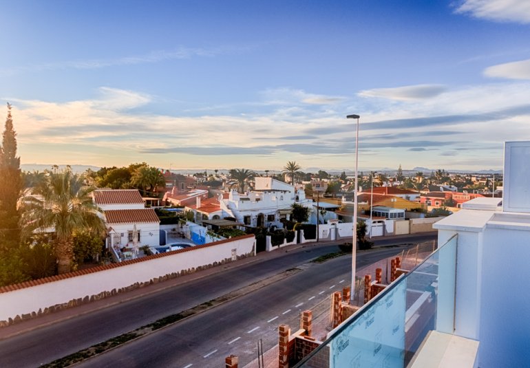 Neue Gebäude - terraced -
Pilar de la Horadada