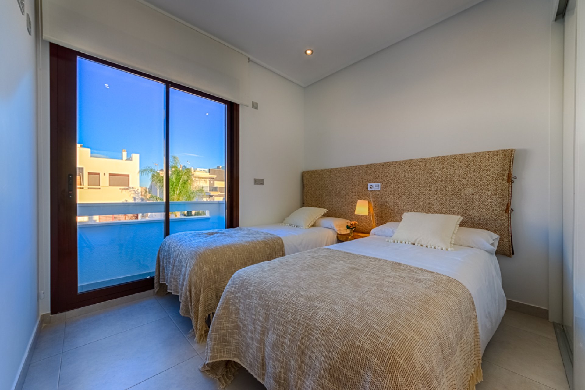 Neue Gebäude - terraced -
Pilar de la Horadada