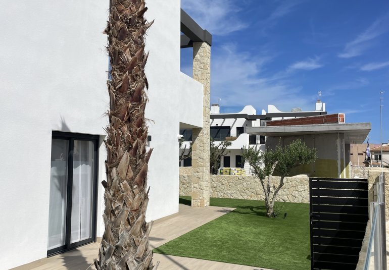 Neue Gebäude - terraced -
Torrevieja