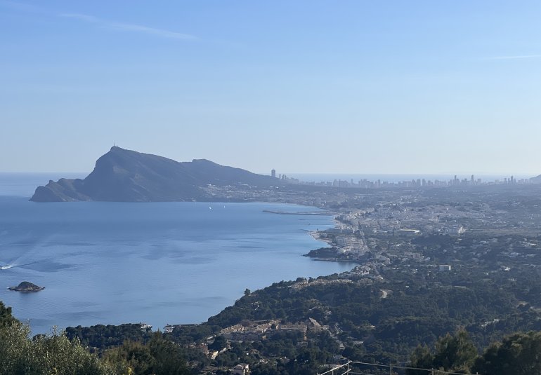 Neue Gebäude - Villa -
Altea