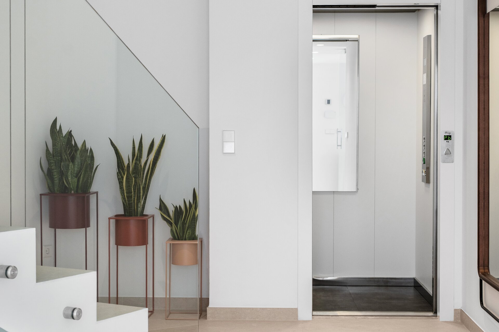 Neue Gebäude - Villa -
Altea