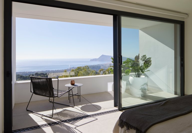 Neue Gebäude - Villa -
Altea