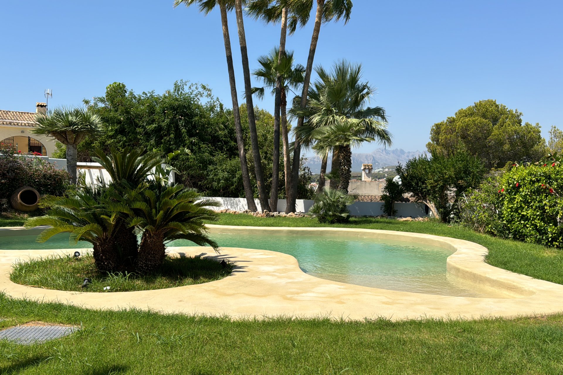 Neue Gebäude - Villa -
Benissa