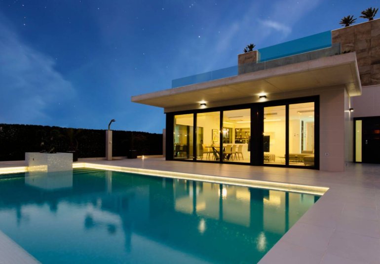 Neue Gebäude - Villa -
Dehesa de Campoamor