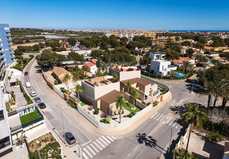 Neue Gebäude - Villa -
Dehesa de Campoamor