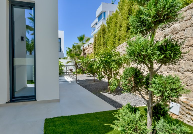 Neue Gebäude - Villa -
Finestrat