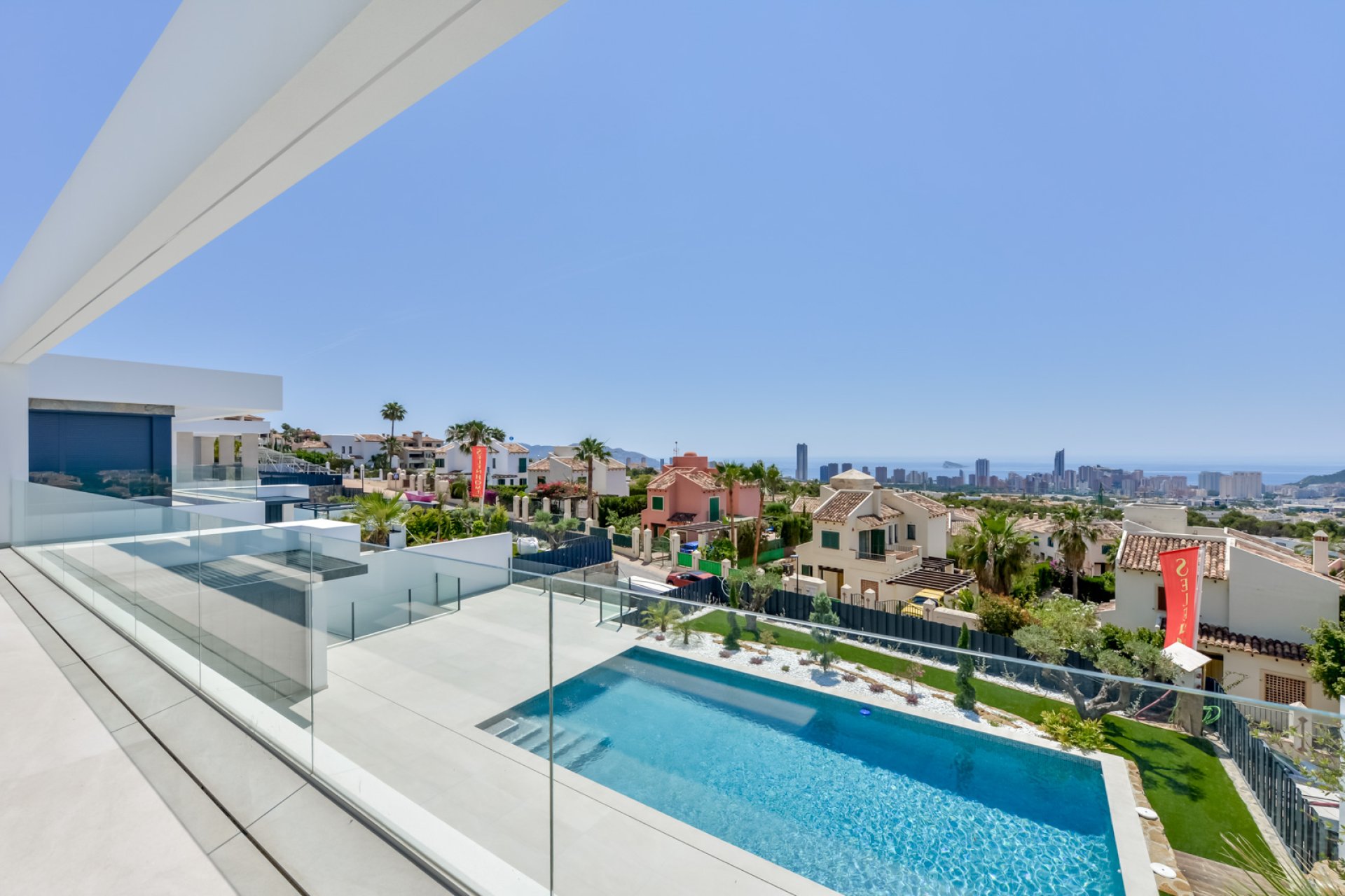 Neue Gebäude - Villa -
Finestrat