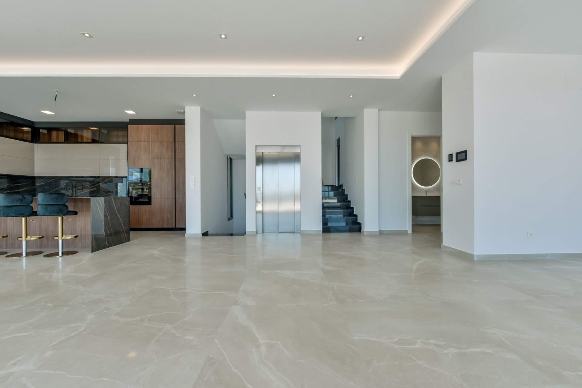 Neue Gebäude - Villa -
Finestrat