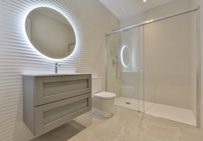 Neue Gebäude - Villa -
Finestrat