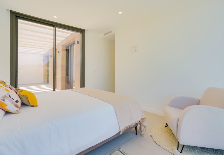 Neue Gebäude - Villa -
Moraira - Benimeit