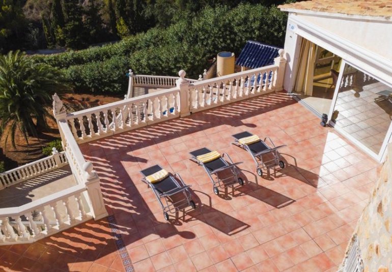 Neue Gebäude - Villa -
Moraira