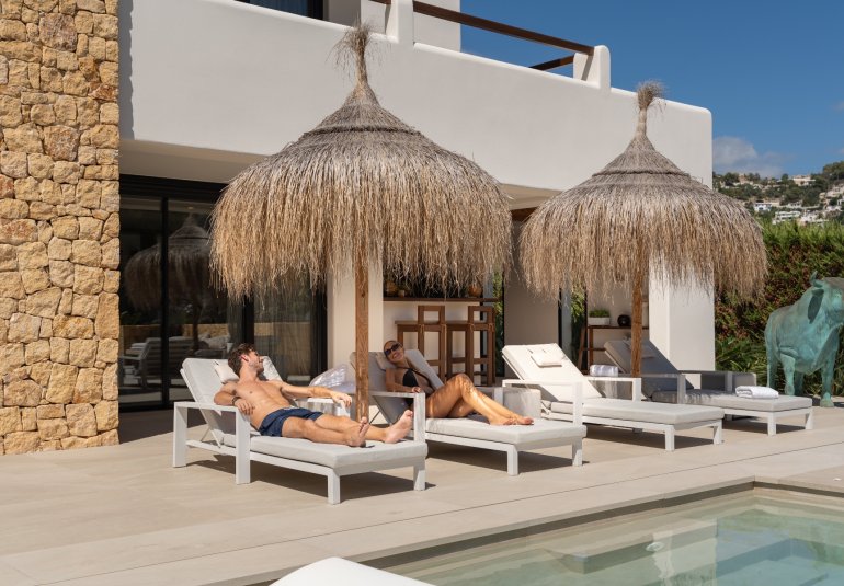 Neue Gebäude - Villa -
Moraira