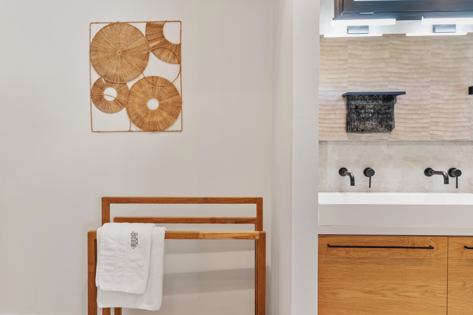 Neue Gebäude - Villa -
Moraira