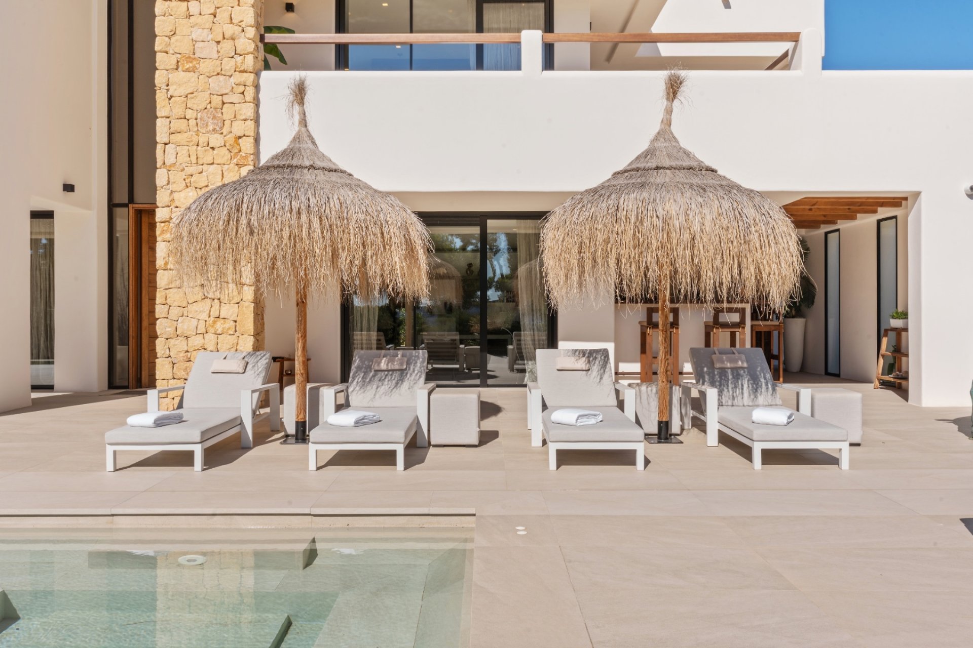 Neue Gebäude - Villa -
Moraira