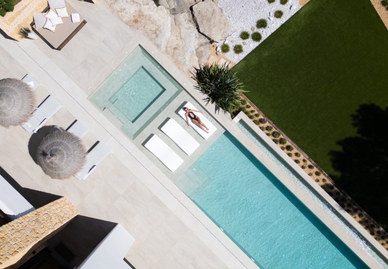 Neue Gebäude - Villa -
Moraira