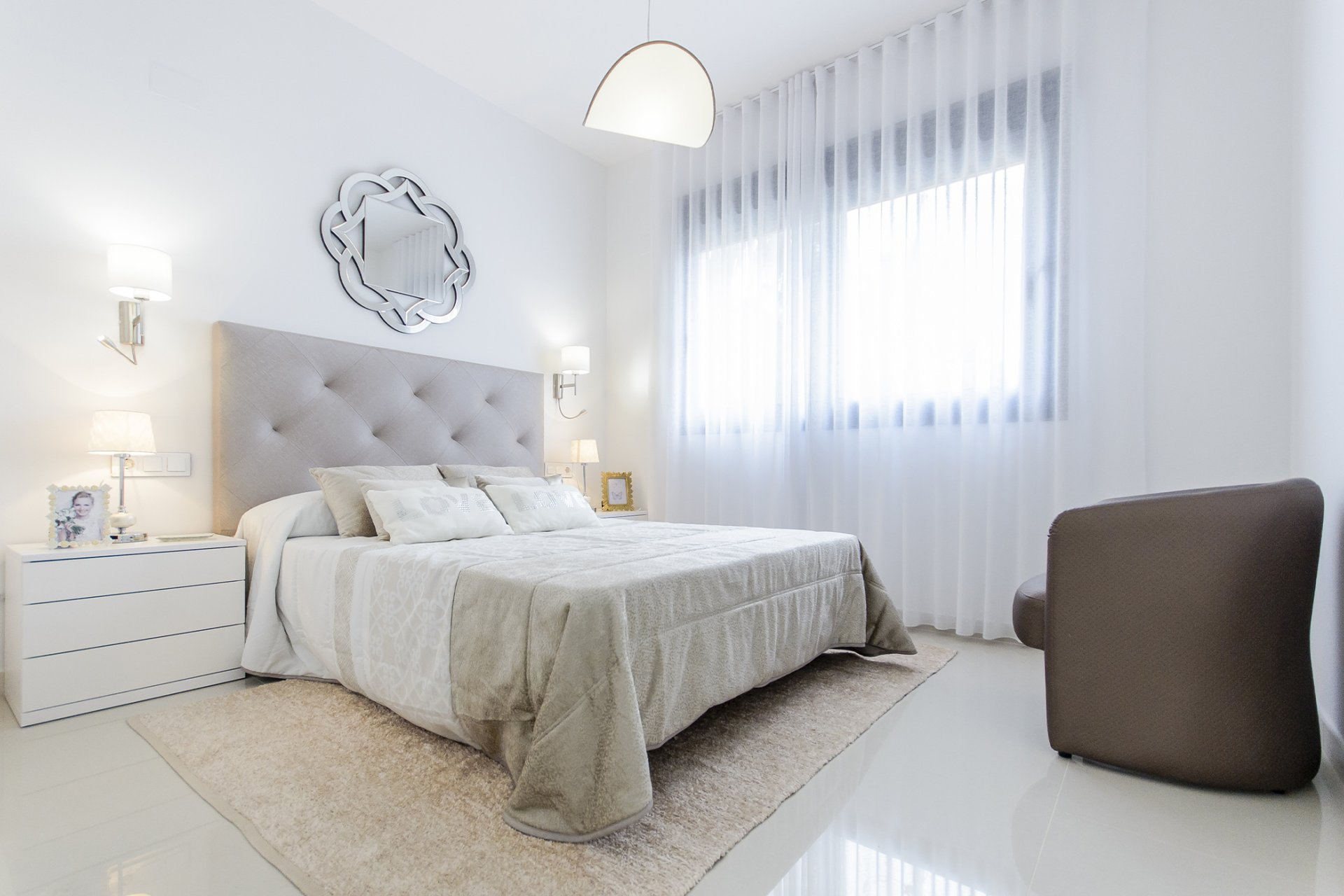 Neue Gebäude - Villa -
San Miguel de Salinas