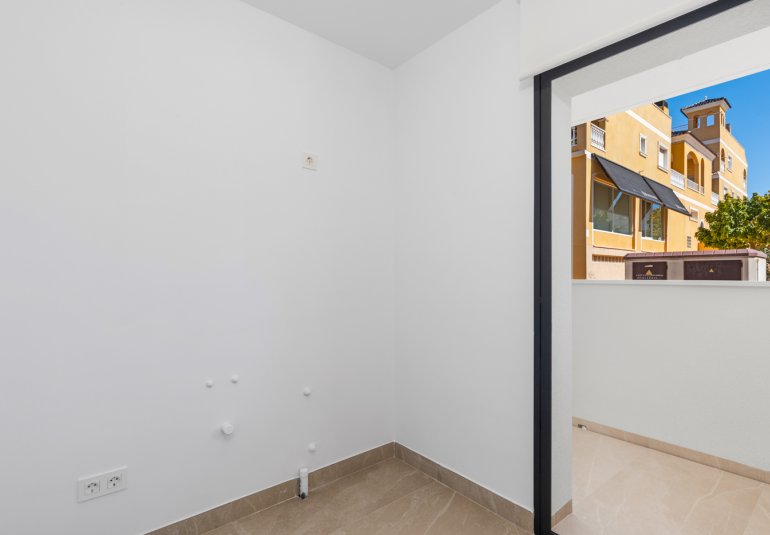 Neue Gebäude - Wohnung -
Benijofar