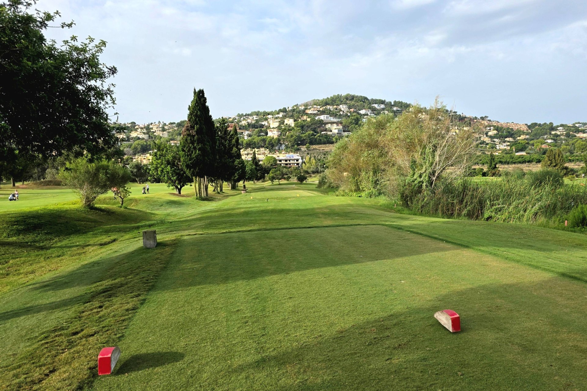 Neue Gebäude - Wohnung -
La Sella