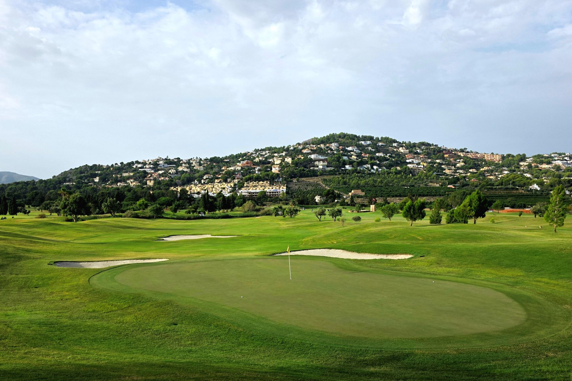 Neue Gebäude - Wohnung -
La Sella