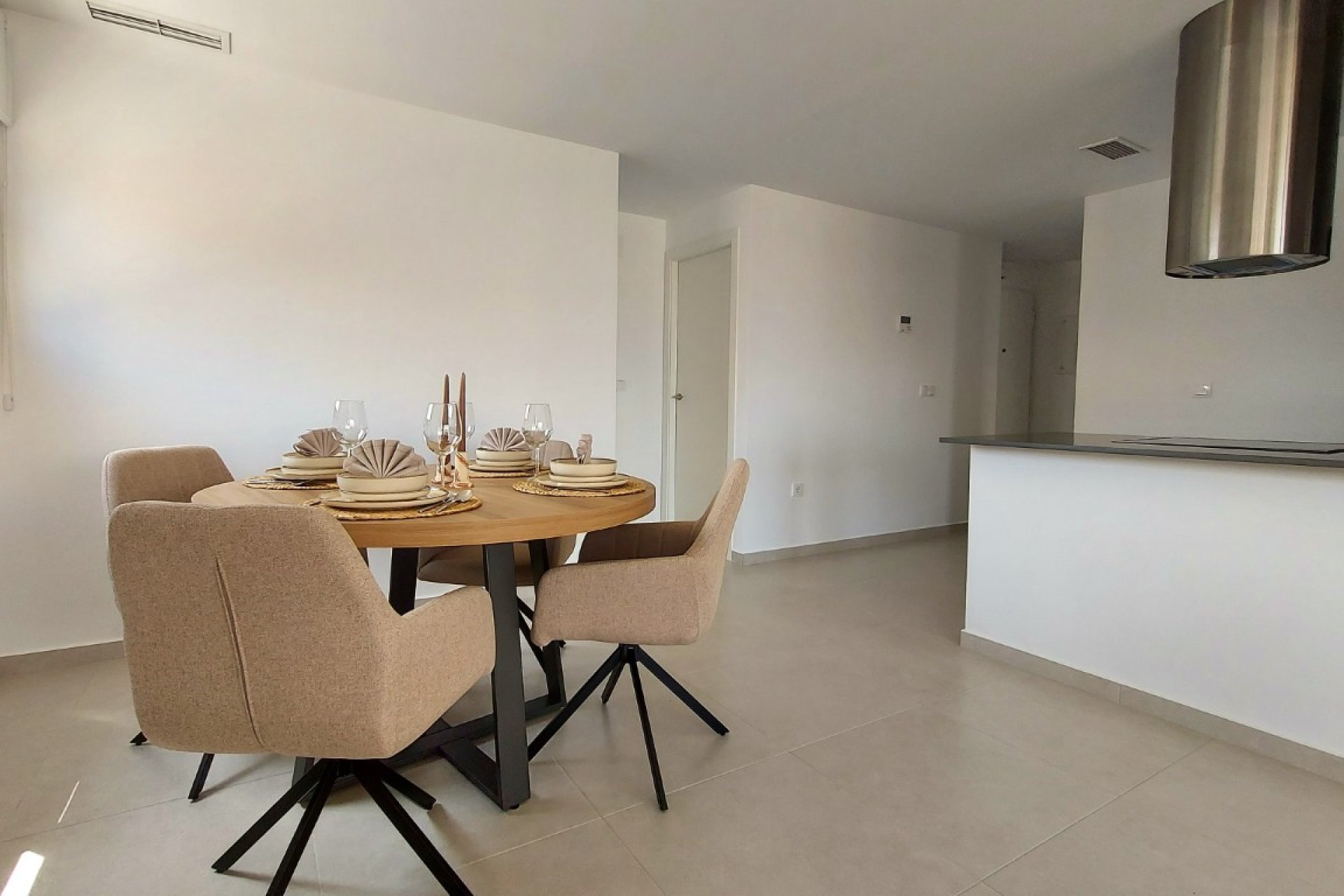 Neue Gebäude - Wohnung -
San Miguel de Salinas