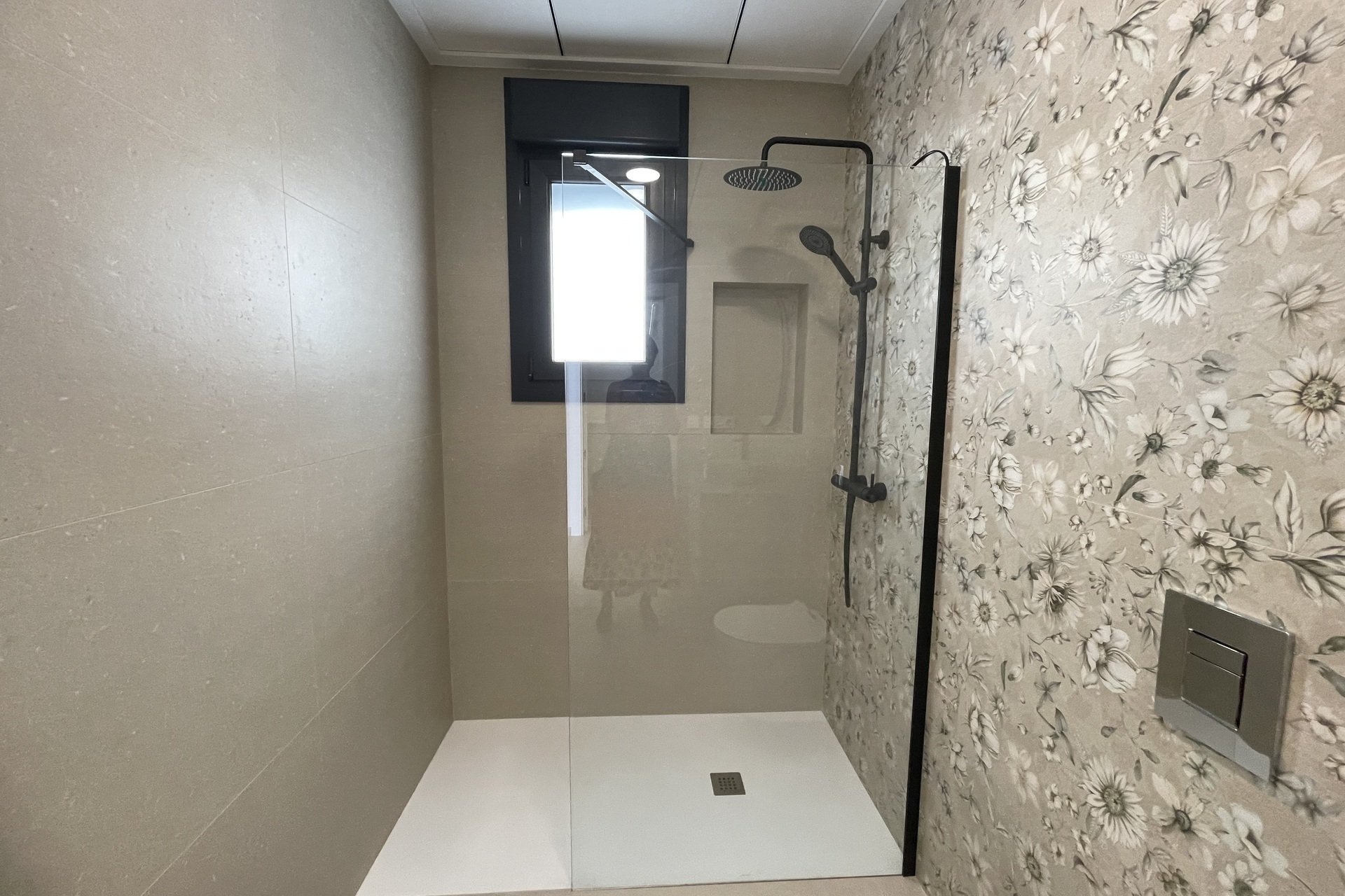 New Build - detached -
Heredades