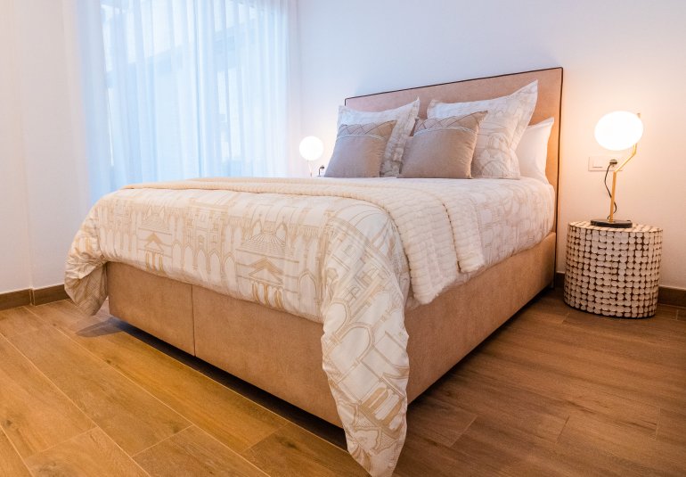 New Build - detached -
Polop