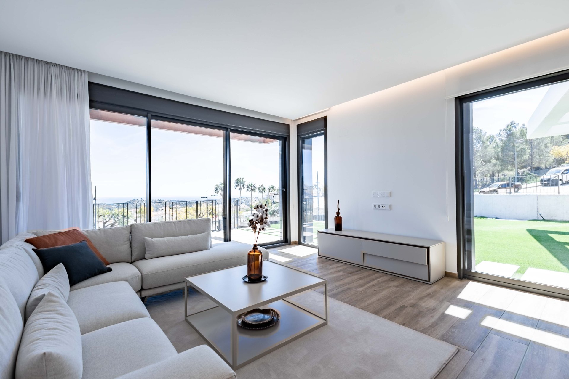 New Build - detached -
Polop