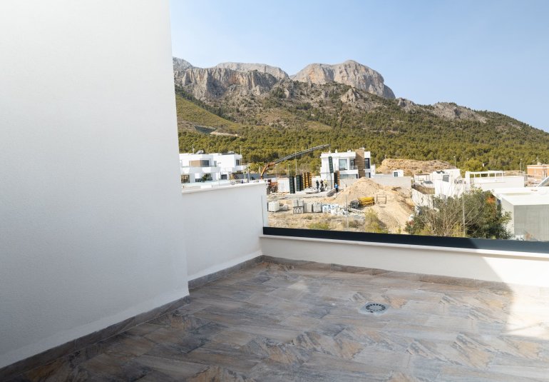 New Build - detached -
Polop