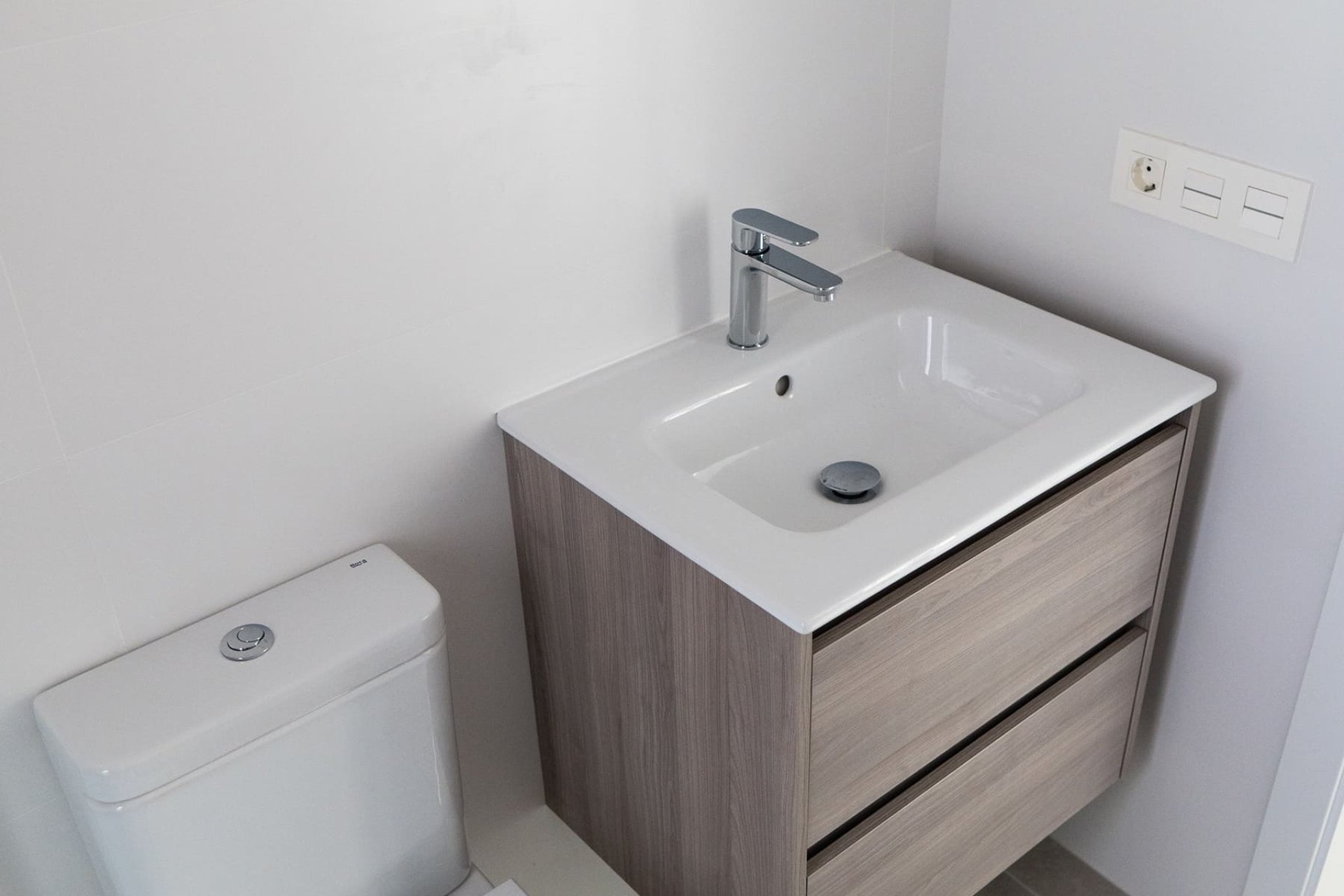 New Build - detached -
Polop