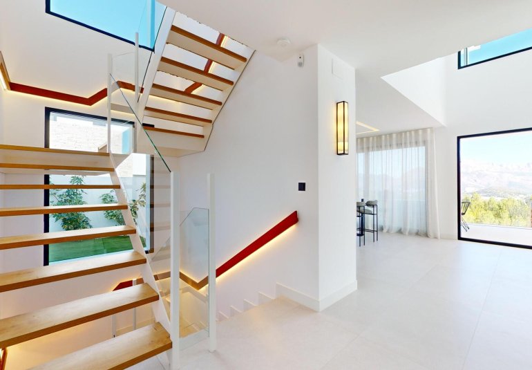 New Build - detached -
Polop