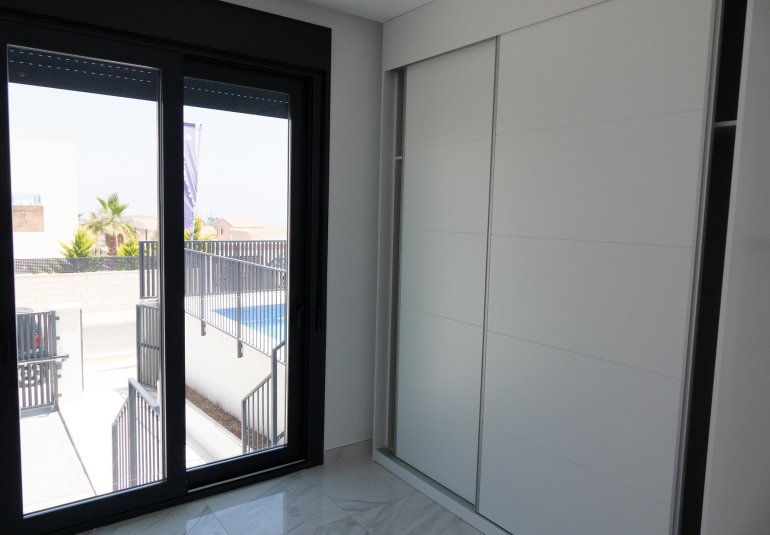 New Build - detached -
Polop